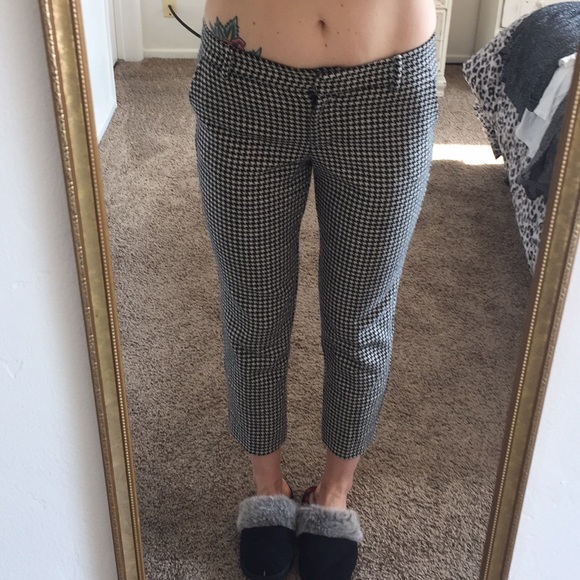 J. Crew houndstooth wool cropped pants. Size 10 - Picture 7 of 7